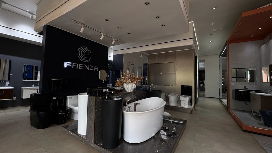 faenza showroom display