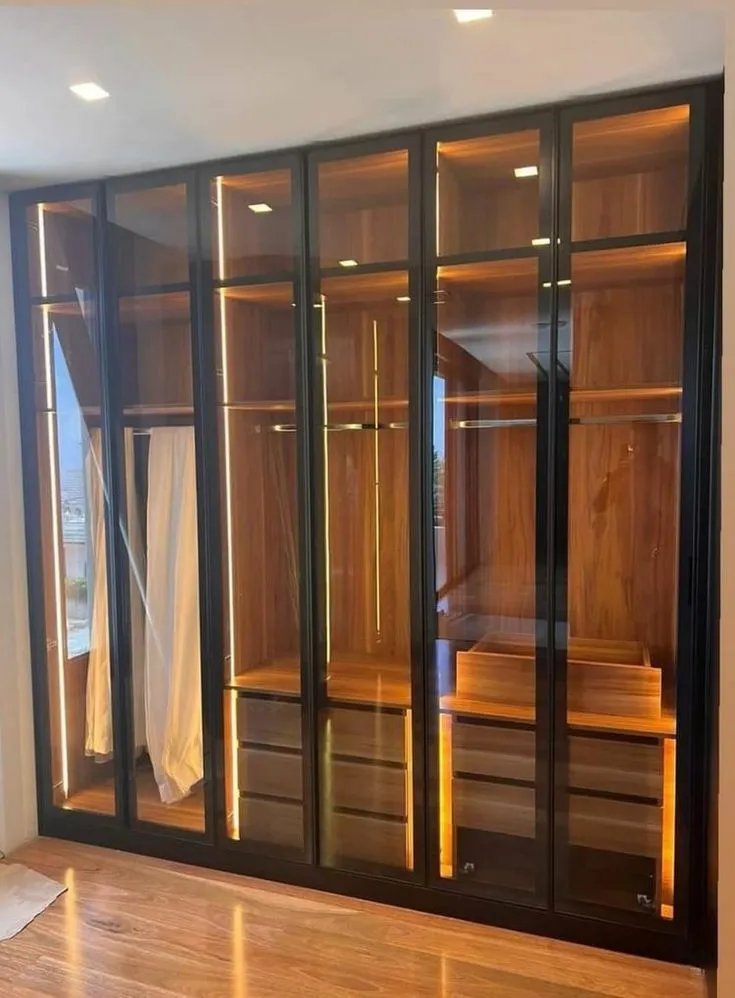 illuminated glass wardrobe
